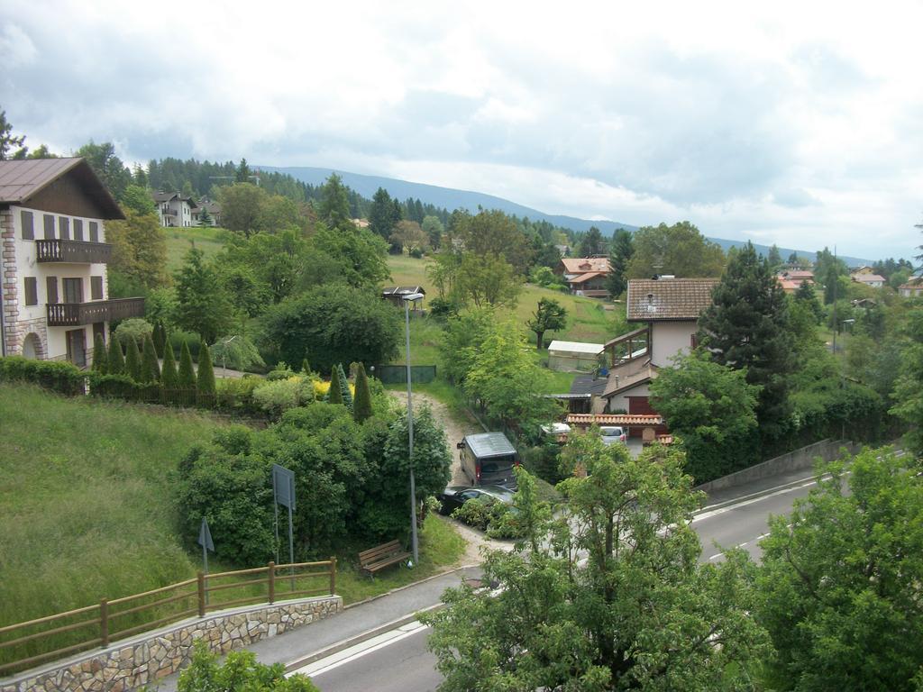 Agri-Park Casa Miramonte Villa Ronzone Exteriör bild